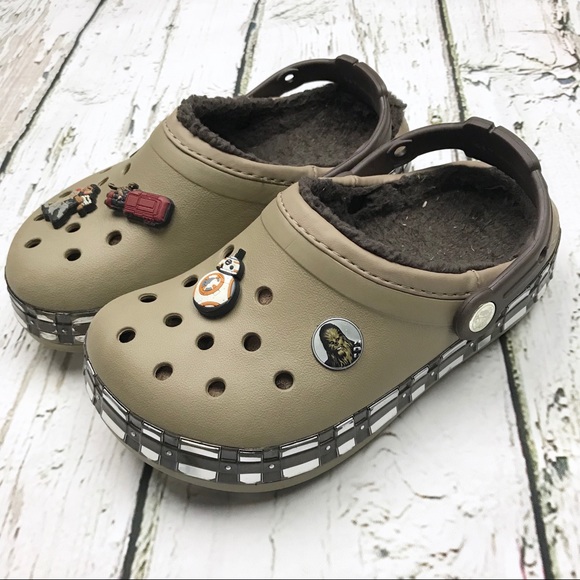chewbacca crocs mens